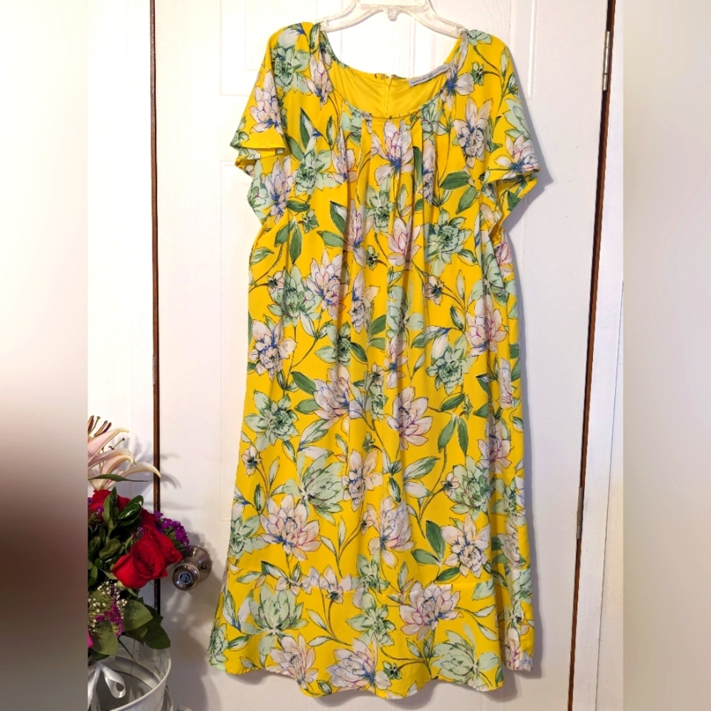 Signature Collection. Dress 44